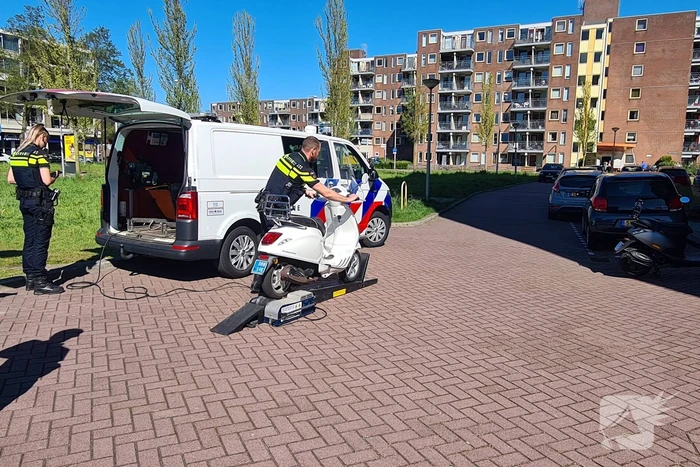 Meerdere scooterrijders lopen bekeuring op