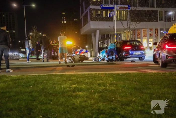 Scooterrijder gewond bij aanrijding op kruising voor Amerena
