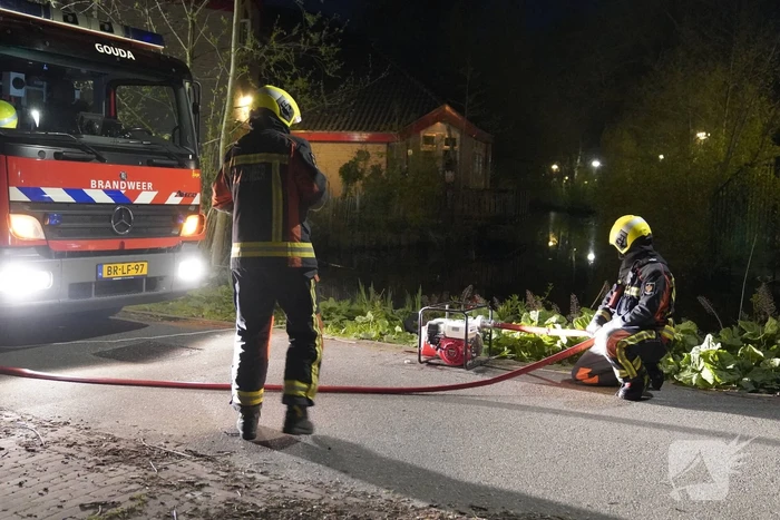 Straatafval vat vlam