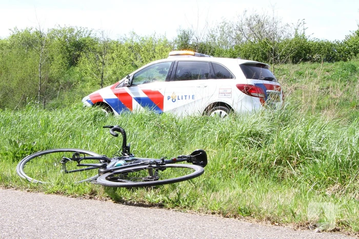 Wielrenner gewond na val met fiets