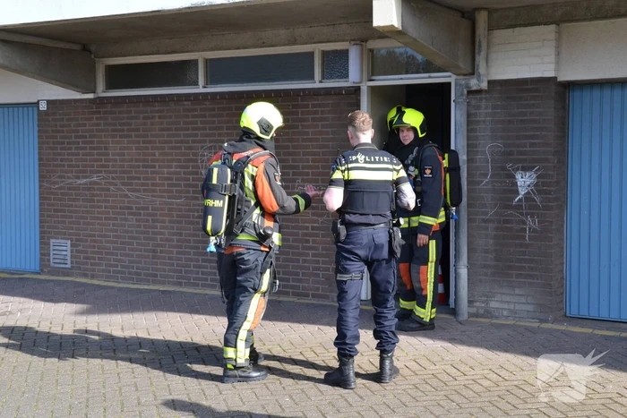 Brandweer onderzoekt benzinelucht in berging