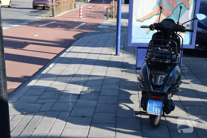 Scooterrijder aangereden door auto