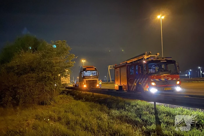 Aanhanger vat vlam op de A12