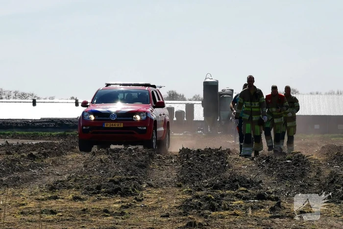 Incident met shovel in weiland