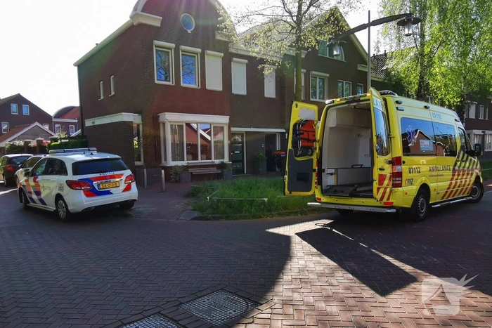 Bestuurder vrachtwagen slaat op de vlucht na aanrijding