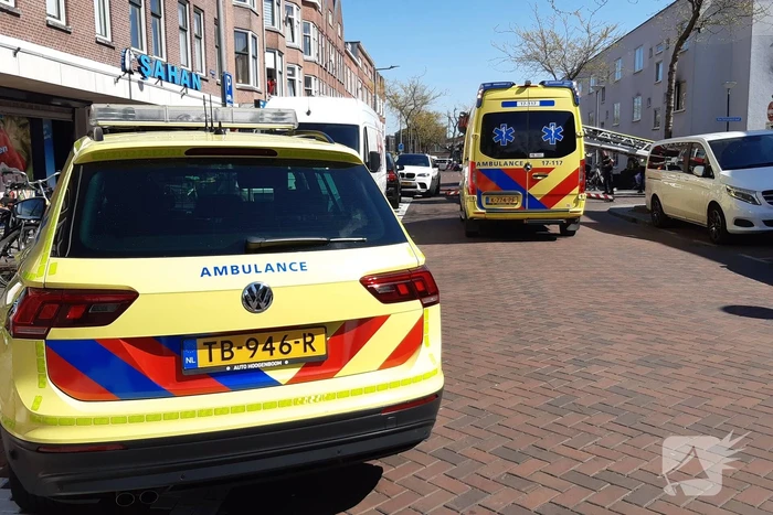 Brand in slaapkamer van portiekwoning