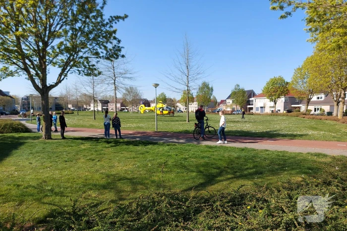 Veel bekijks bij inzet Duitse traumahelikopter