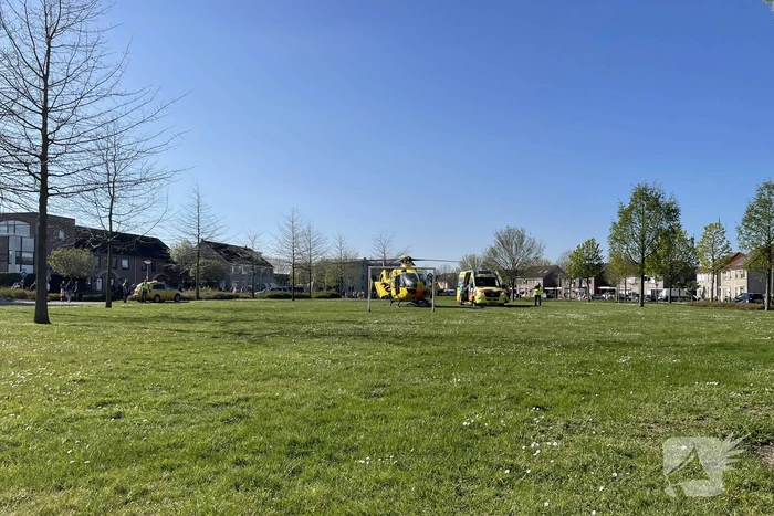 Veel bekijks bij inzet Duitse traumahelikopter
