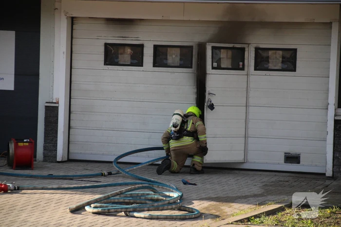 Grote brand in bedrijfspand