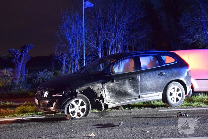 Meerdere gewonden na frontale botsing