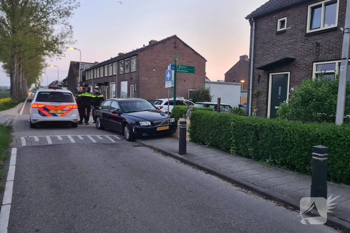 Automobilist crasht na achtervolging