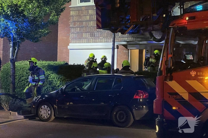 Meerdere woningen ontruimd bij uitslaande brand