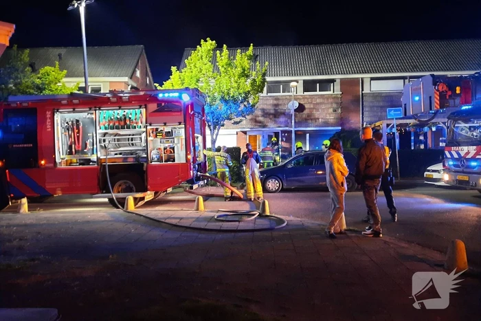 Meerdere woningen ontruimd bij uitslaande brand