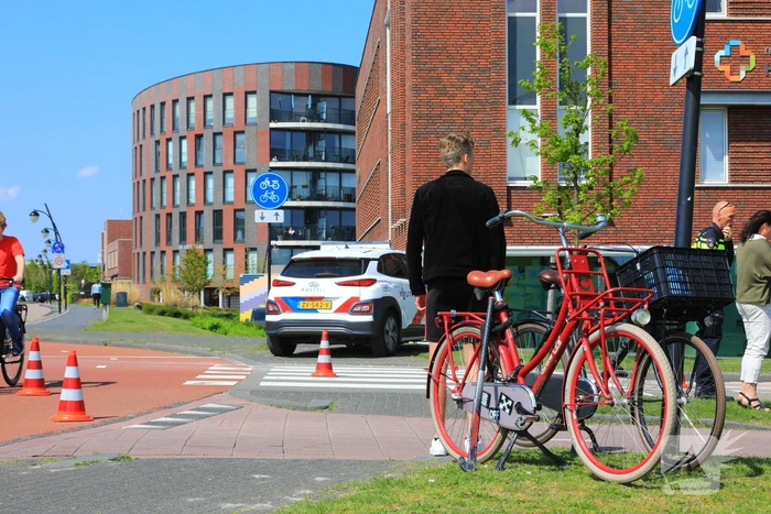 Fietsster aangereden op rotonde 14