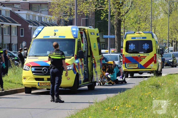 Fietser geschept en raakt ernstig gewond