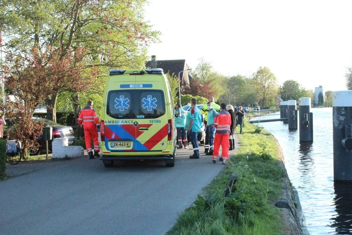 Zwaargewonde na botsing tussen brommer en auto