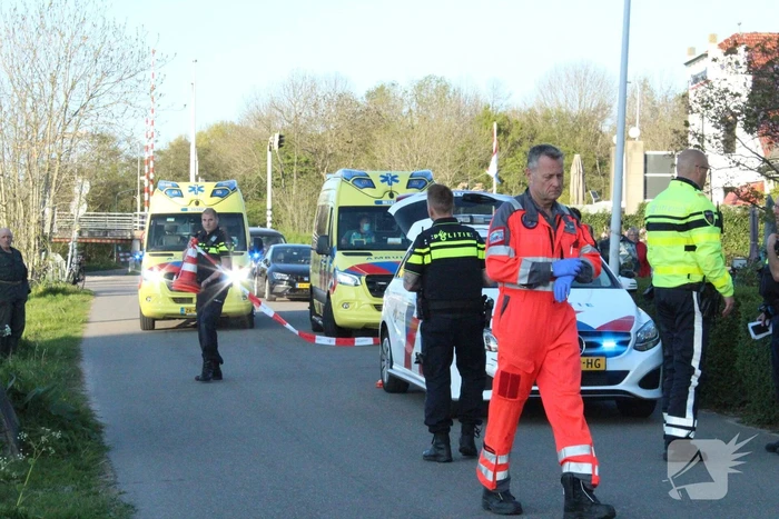 Zwaargewonde na botsing tussen brommer en auto