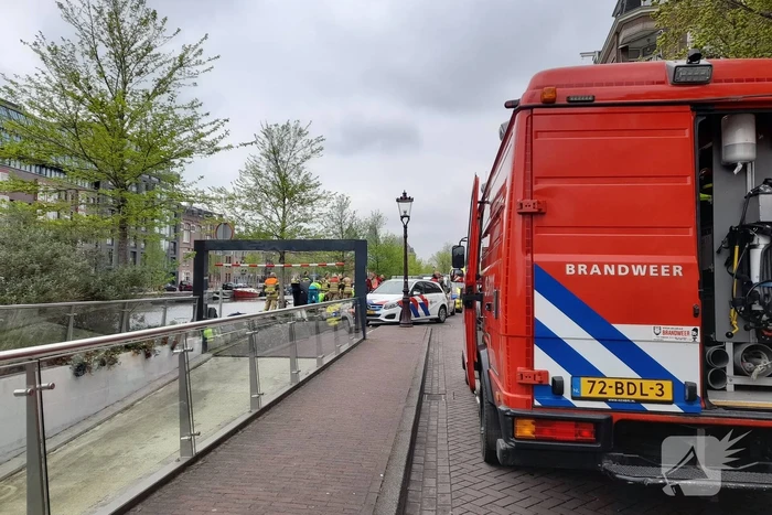 Persoon overleden na te water raken in vaart Boerenwetering