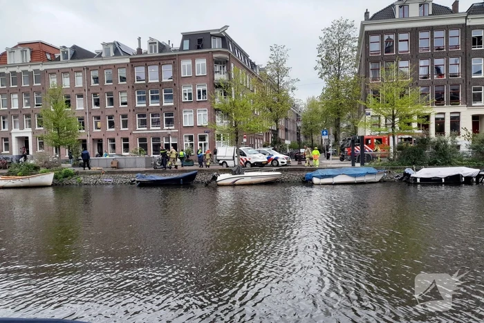 Persoon overleden na te water raken in vaart Boerenwetering