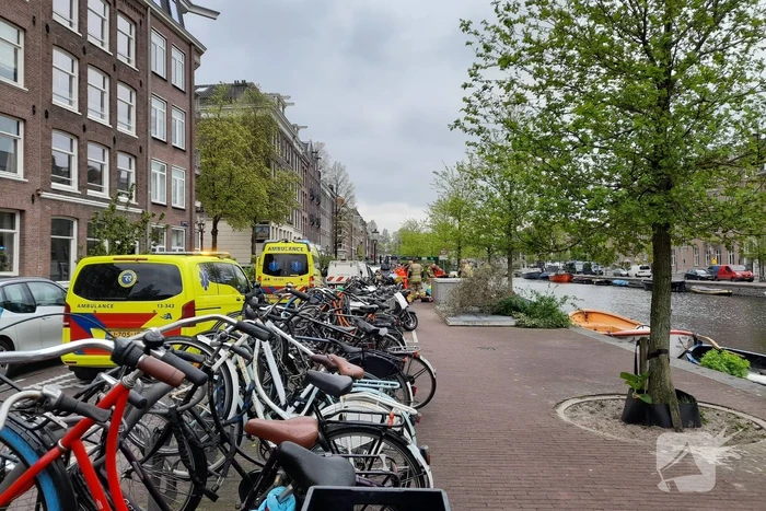 Persoon overleden na te water raken in vaart Boerenwetering