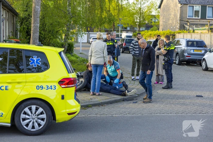 Automobilist slaat op de vlucht na aanrijding