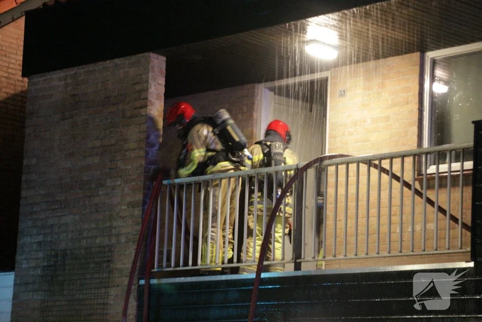 Veel rookontwikkeling bij brand in woning