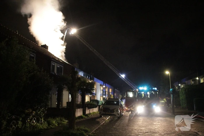Veel rookontwikkeling bij brand in woning