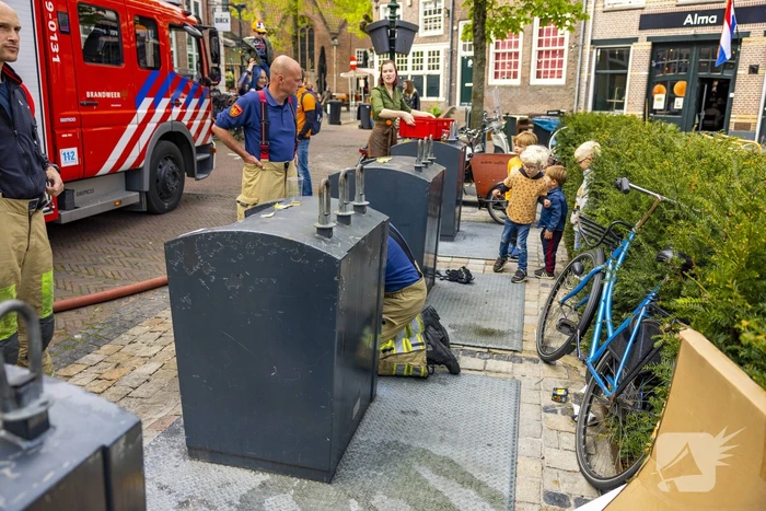 Brand in ondergrondse restafval container
