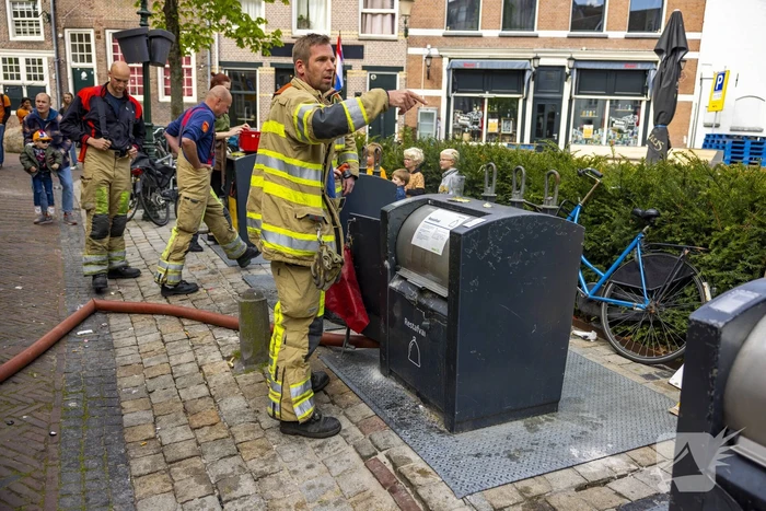 Brand in ondergrondse restafval container