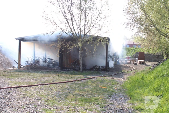 Brandweer ingezet bij schuurbrand