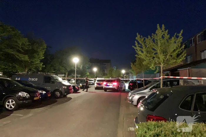 Politie zoekt twee verdachten na woningoverval