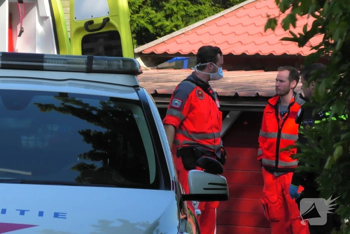 Traumahelikopter landt in weiland