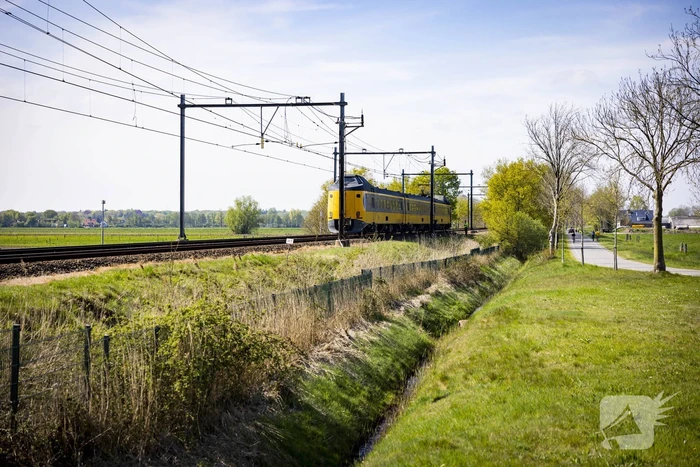 Treinverkeer gestremd na aanrijding