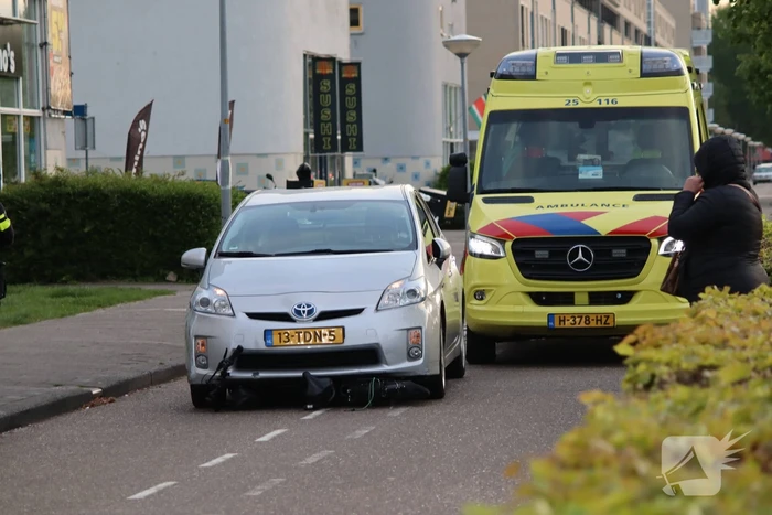 Fietser gewond bij aanrijding met auto