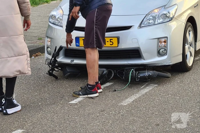 Fietser gewond bij aanrijding met auto