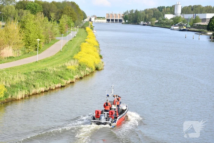 Hulpdiensten ingezet voor zoekactie in water