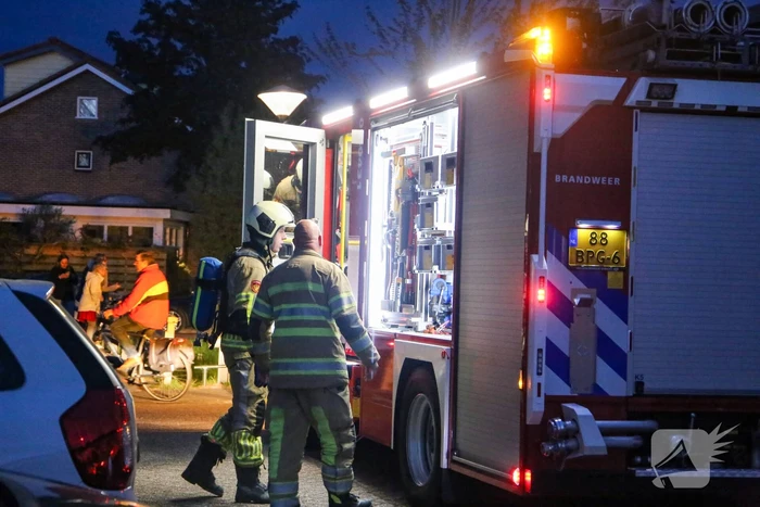Schoorsteen geveegd na brand