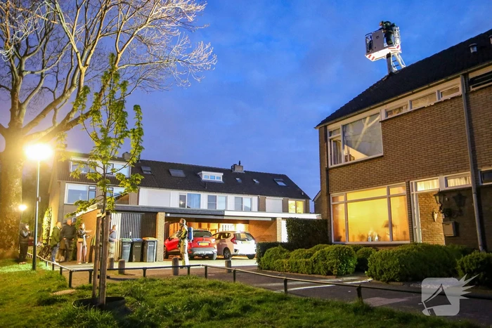 Schoorsteen geveegd na brand