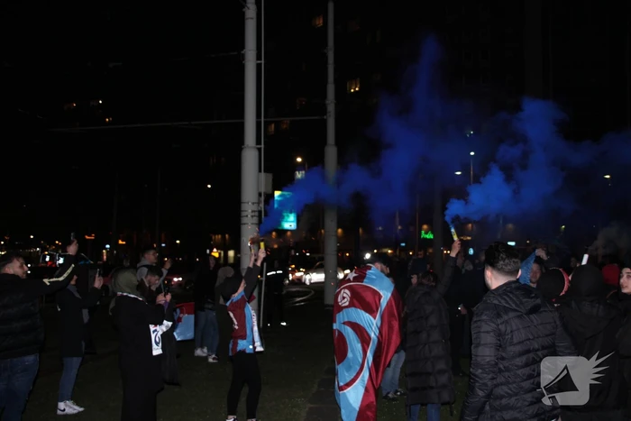 Turken vieren kampioenschap in centrum van Rotterdam