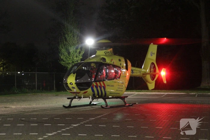 Traumahelikopter landt voor incident in woning
