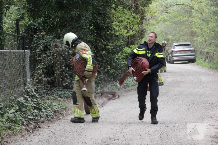 Veel rook bij brand in schuur