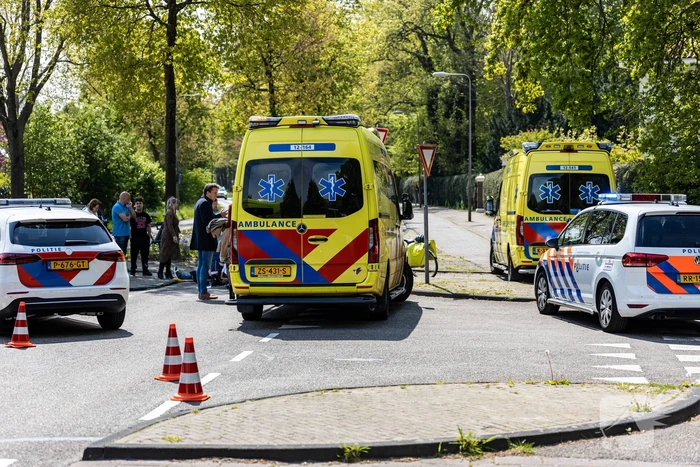 Fietser ernstig gewond bij aanrijding met auto
