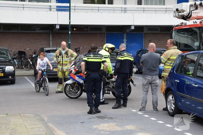Flatwoning vol rook door vergeten pan