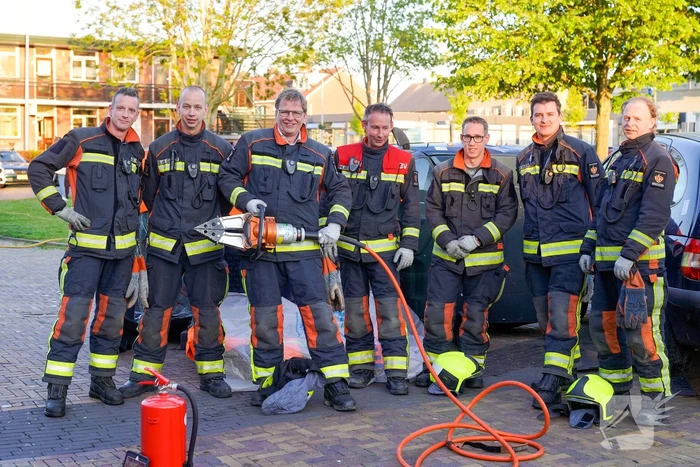 Spectaculaire brandweeroefening trekt veel bekijks