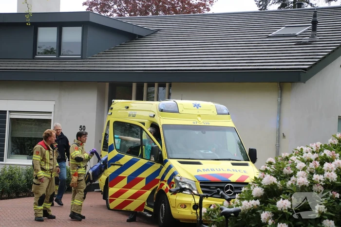 Traumahelikopter landt op grasveld Staatsliedenwijk