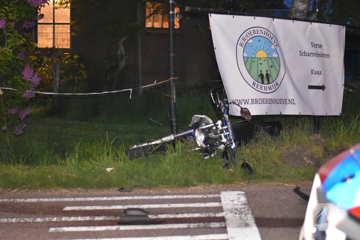 Auto belandt in sloot na achtervolging
