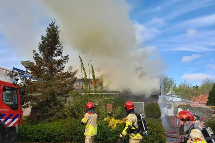brand erfgooiersdwarsweg laren