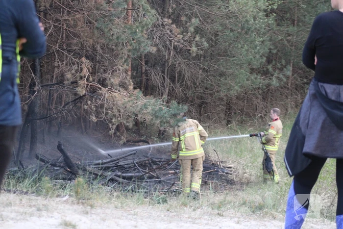 Hardlopers ontdekken bosbrand