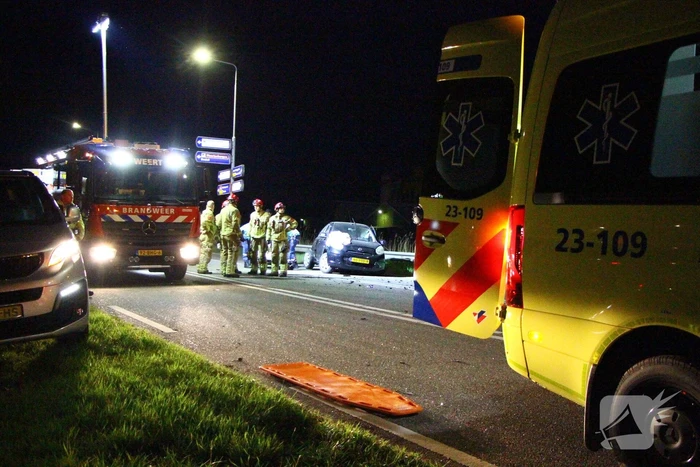 Gewonde na botsing tussen twee voertuigen