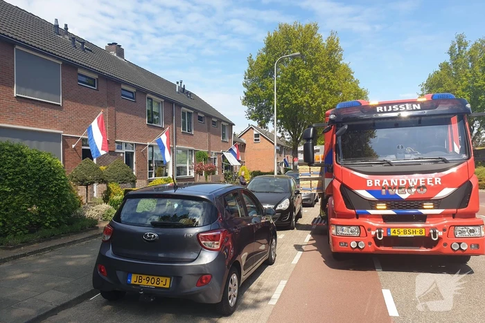 Geknapte waterleiding zet keuken blank